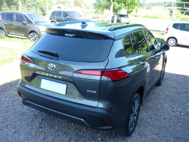 TOYOTA COROLLA CROSS XRE 2.0 16V FLEX AUT. 2022/2023 PREMIUM AUTOMÓVEIS ARROIO DO MEIO / Carros no Vale