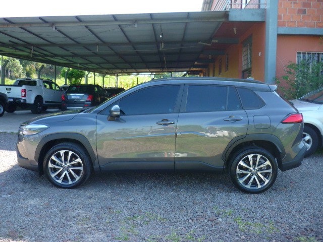 TOYOTA COROLLA CROSS XRE 2.0 16V FLEX AUT. 2022/2023 PREMIUM AUTOMÓVEIS ARROIO DO MEIO / Carros no Vale