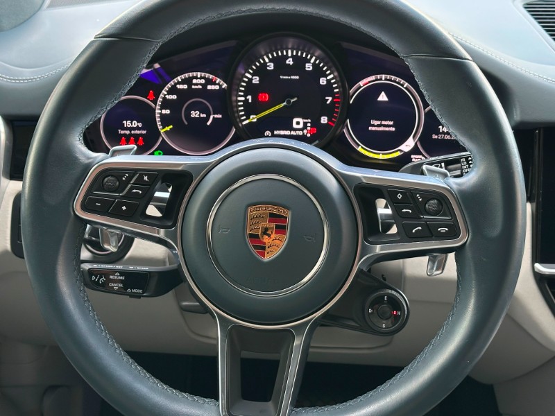 PORSCHE CAYENNE 3.0 V6 E-HYBRID PLATINUM EDITION AWD TIPTRONIC S 2022/2023 SÉTIMA VEÍCULOS GUAPORÉ / Carros no Vale