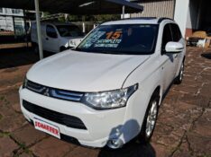 MITSUBISHI OUTLANDER 3.0 GT 4X4 V6 24V 2014/2015 SCHAEFER AUTOMÓVEIS TEUTÔNIA / Carros no Vale