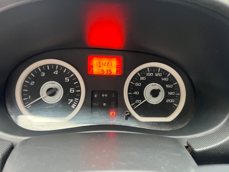 RENAULT SANDERO 1.6 STEPWAY 16V - 2009