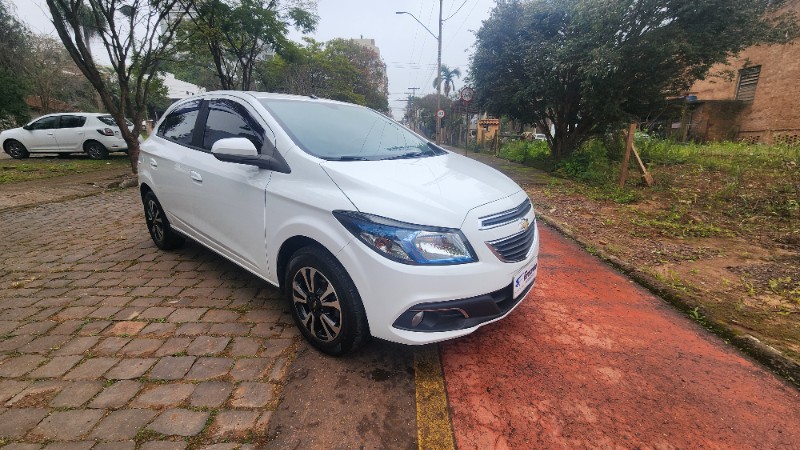 CHEVROLET ONIX 1.4 LTZ 2014/2015 FERNANDO AUTOMÓVEIS | REVENDA DE CARROS ARROIO DO MEIO ARROIO DO MEIO / Carros no Vale
