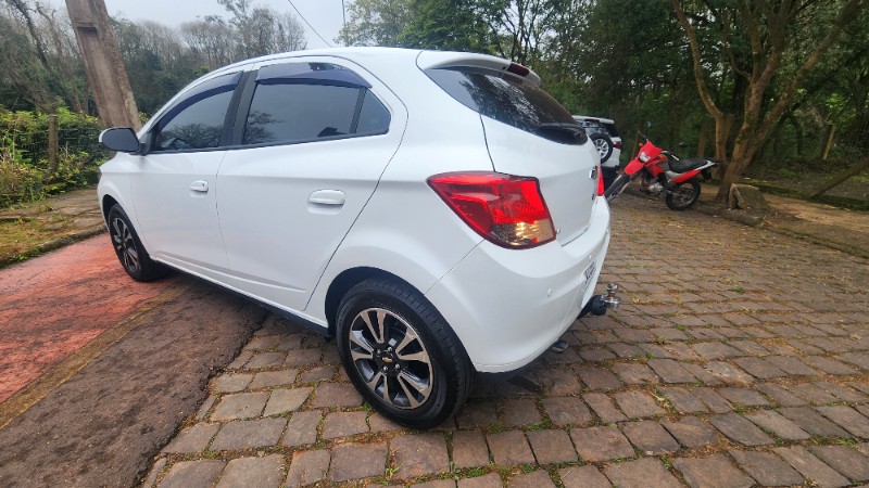 CHEVROLET ONIX 1.4 LTZ 2014/2015 FERNANDO AUTOMÓVEIS | REVENDA DE CARROS ARROIO DO MEIO ARROIO DO MEIO / Carros no Vale