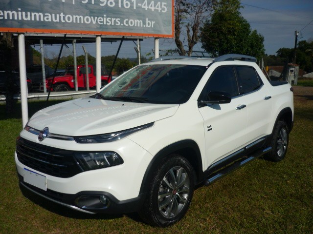 FIAT TORO 2.0 16V TURBO VOLCANO 4WD AT9 2019/2019 PREMIUM AUTOMÓVEIS ARROIO DO MEIO / Carros no Vale