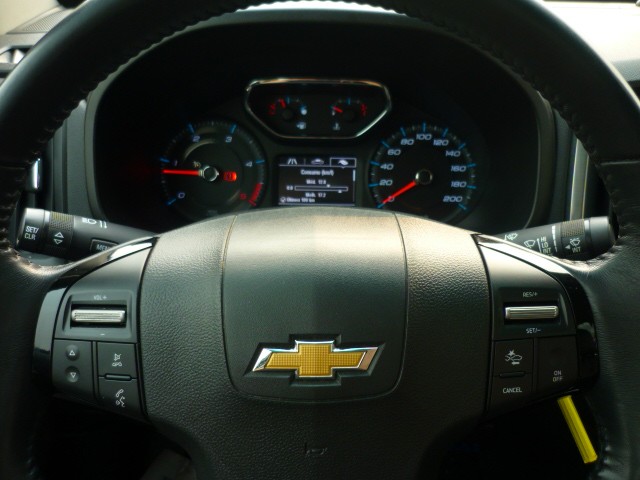 CHEVROLET S10 2.8 CTDI CD HIGH COUNTRY 4WD (AUT) 2017/2018 PREMIUM AUTOMÓVEIS ARROIO DO MEIO / Carros no Vale