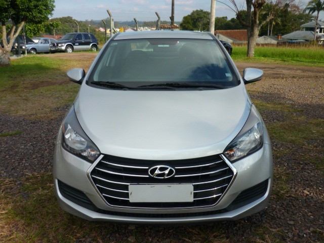 HYUNDAI HB20S COMFORT PLUS 1.6 16V FLEX AUT. 2018/2018 PREMIUM AUTOMÓVEIS ARROIO DO MEIO / Carros no Vale