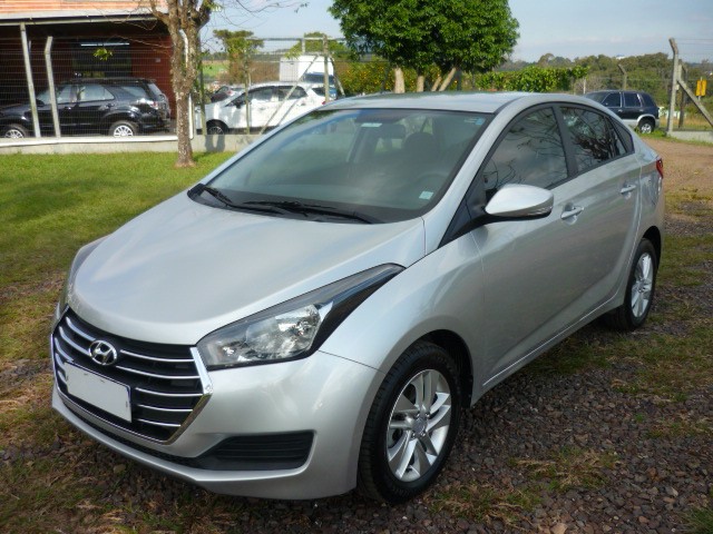 HYUNDAI HB20S COMFORT PLUS 1.6 16V FLEX AUT. 2018/2018 PREMIUM AUTOMÓVEIS ARROIO DO MEIO / Carros no Vale