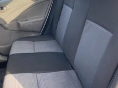 TOYOTA ETIOS 1.5 X SEDAN 16V FLEX 4P MANUAL 2013/2013 NEURI VEÍCULOS LAJEADO / Carros no Vale