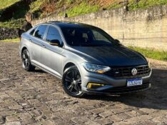 VOLKSWAGEN JETTA 1.4 R-LINE 250 16V TSI FLEX 4P AUTOMÁTICO 2019/2019 BOSCO AUTOMÓVEIS GUAPORÉ / Carros no Vale