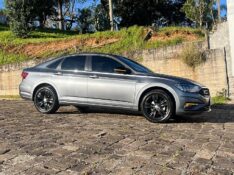 VOLKSWAGEN JETTA 1.4 R-LINE 250 16V TSI FLEX 4P AUTOMÁTICO 2019/2019 BOSCO AUTOMÓVEIS GUAPORÉ / Carros no Vale
