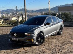 VOLKSWAGEN JETTA 1.4 R-LINE 250 16V TSI FLEX 4P AUTOMÁTICO 2019/2019 BOSCO AUTOMÓVEIS GUAPORÉ / Carros no Vale