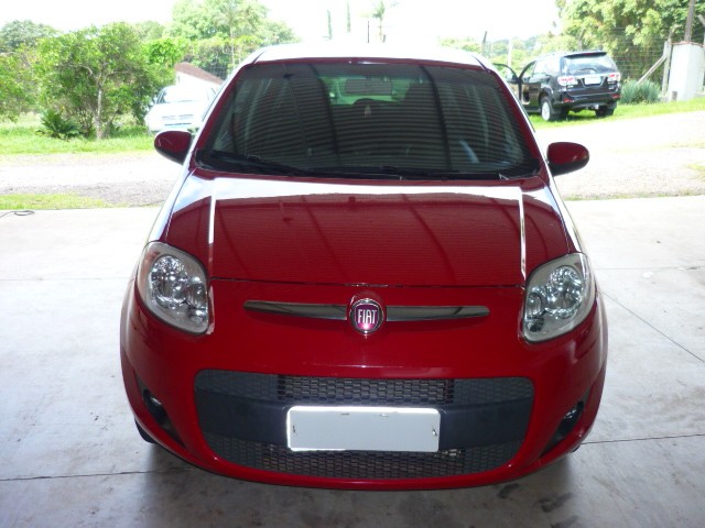 FIAT PALIO 1.6 MPI ESSENCE 16V AUTOMATIZADO 2014/2014 PREMIUM AUTOMÓVEIS ARROIO DO MEIO / Carros no Vale