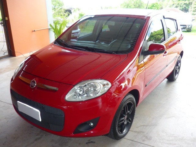 FIAT PALIO 1.6 MPI ESSENCE 16V AUTOMATIZADO 2014/2014 PREMIUM AUTOMÓVEIS ARROIO DO MEIO / Carros no Vale