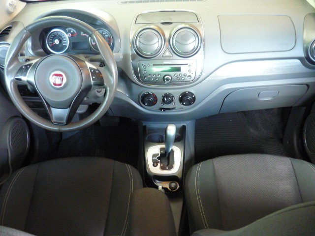 FIAT PALIO 1.6 MPI ESSENCE 16V AUTOMATIZADO 2014/2014 PREMIUM AUTOMÓVEIS ARROIO DO MEIO / Carros no Vale