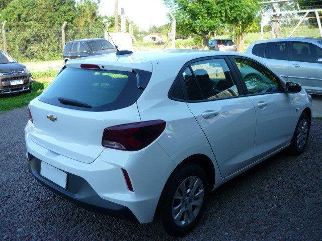 CHEVROLET ONIX 1.0 LT 2023/2023 PREMIUM AUTOMÓVEIS ARROIO DO MEIO / Carros no Vale