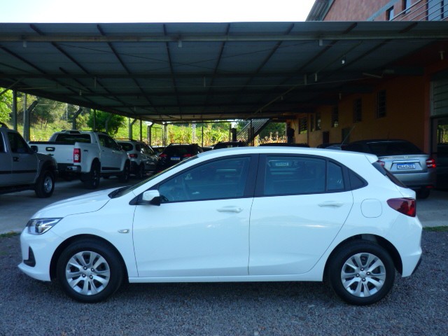CHEVROLET ONIX 1.0 LT 2023/2023 PREMIUM AUTOMÓVEIS ARROIO DO MEIO / Carros no Vale