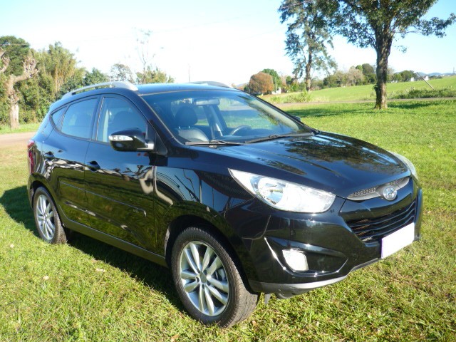 HYUNDAI IX35 2.0 16V 2WD FLEX AUT. 2013/2014 PREMIUM AUTOMÓVEIS ARROIO DO MEIO / Carros no Vale