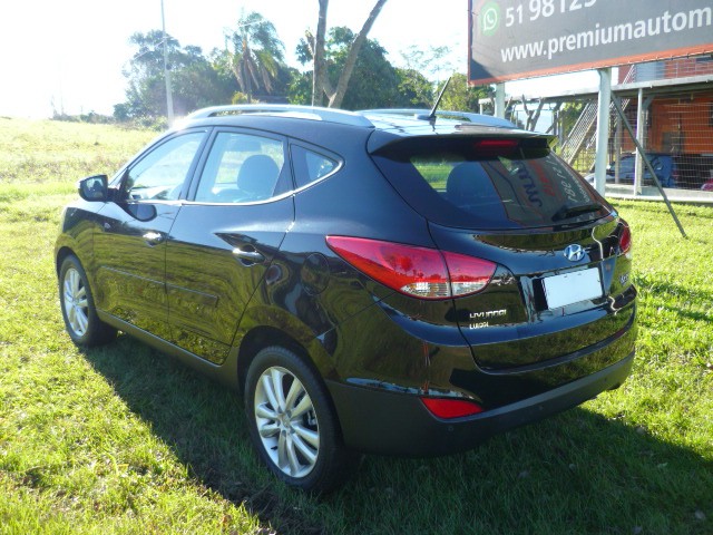 HYUNDAI IX35 2.0 16V 2WD FLEX AUT. 2013/2014 PREMIUM AUTOMÓVEIS ARROIO DO MEIO / Carros no Vale