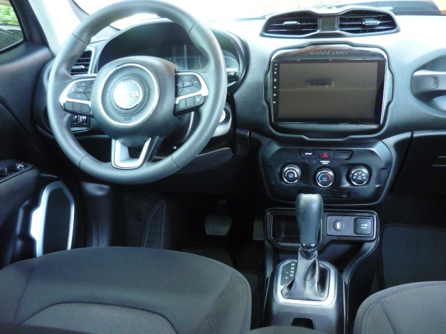 JEEP RENEGADE 1.8 16V FLEX 4P AUTOMÁTICO 2021/2021 PREMIUM AUTOMÓVEIS ARROIO DO MEIO / Carros no Vale