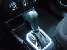 JEEP RENEGADE 1.8 16V FLEX 4P AUTOMÁTICO 2021/2021 PREMIUM AUTOMÓVEIS ARROIO DO MEIO / Carros no Vale