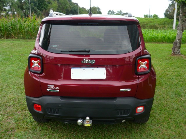 JEEP RENEGADE 2.0 16V TURBO DIESEL LONGITUDE 4P 4X4 AUTOMÁTICO 2017/2018 PREMIUM AUTOMÓVEIS ARROIO DO MEIO / Carros no Vale