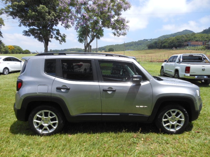 JEEP RENEGADE 1.8 16V FLEX SPORT 4P AUTOMÁTICO 2019/2019 PREMIUM AUTOMÓVEIS ARROIO DO MEIO / Carros no Vale