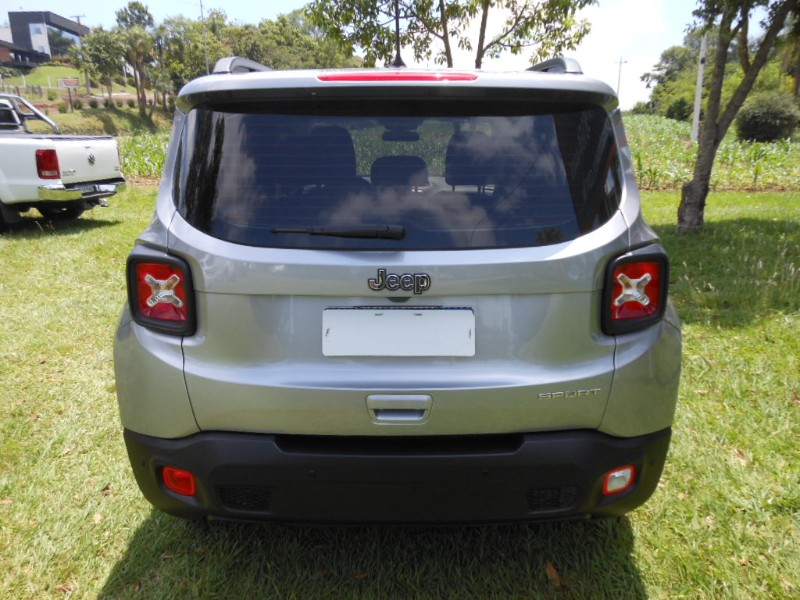 JEEP RENEGADE 1.8 16V FLEX SPORT 4P AUTOMÁTICO 2019/2019 PREMIUM AUTOMÓVEIS ARROIO DO MEIO / Carros no Vale
