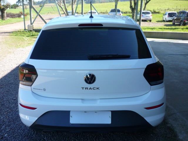 VOLKSWAGEN POLO 1.0 MPI TRACK MANUAL 2023/2024 PREMIUM AUTOMÓVEIS ARROIO DO MEIO / Carros no Vale