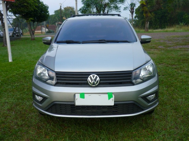 VOLKSWAGEN SAVEIRO 1.6 TRENDLINE CS 2017/2018 PREMIUM AUTOMÓVEIS ARROIO DO MEIO / Carros no Vale