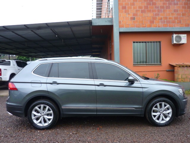 VOLKSWAGEN TIGUAN 1.4 TSI ALLSPACE 250 COMFORTLINE 2019/2019 PREMIUM AUTOMÓVEIS ARROIO DO MEIO / Carros no Vale