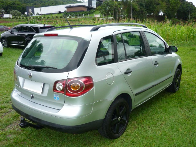 VOLKSWAGEN SPACEFOX 1.6 MI ROUTE 8V 2010/2010 PREMIUM AUTOMÓVEIS ARROIO DO MEIO / Carros no Vale