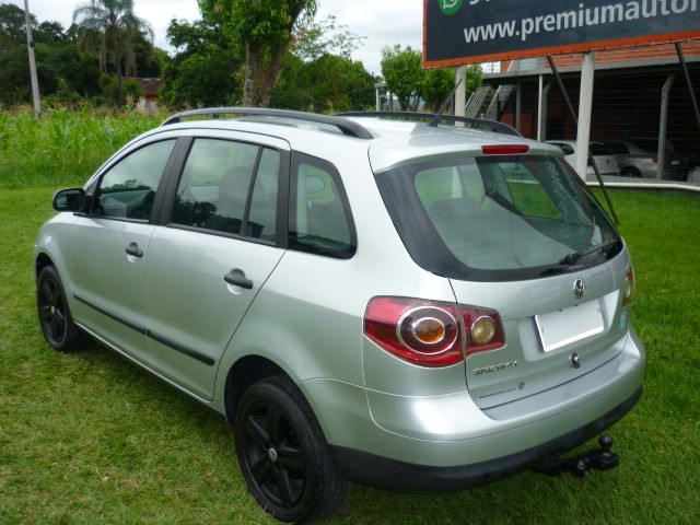 VOLKSWAGEN SPACEFOX 1.6 MI ROUTE 8V 2010/2010 PREMIUM AUTOMÓVEIS ARROIO DO MEIO / Carros no Vale