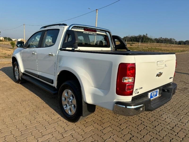 CHEVROLET S10 LTZ /2016 RT 811 VEÍCULOS ARROIO DO MEIO / Carros no Vale