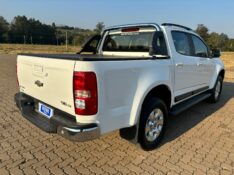 CHEVROLET S10 LTZ /2016 RT 811 VEÍCULOS ARROIO DO MEIO / Carros no Vale