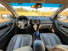 CHEVROLET S10 LTZ /2016 RT 811 VEÍCULOS ARROIO DO MEIO / Carros no Vale