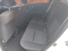 TOYOTA ETIOS SEDAN X 1.5 2014/2015 ALTERNATIVA VEÍCULOS LAJEADO / Carros no Vale