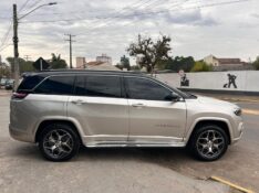 JEEP COMMANDER OVERLAND TD380 4X4 TURBO 2022/2022 LS MULTIMARCAS VENÂNCIO AIRES / Carros no Vale