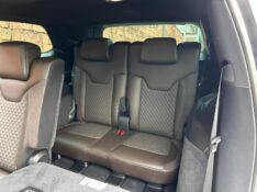 JEEP COMMANDER OVERLAND TD380 4X4 TURBO 2022/2022 LS MULTIMARCAS VENÂNCIO AIRES / Carros no Vale