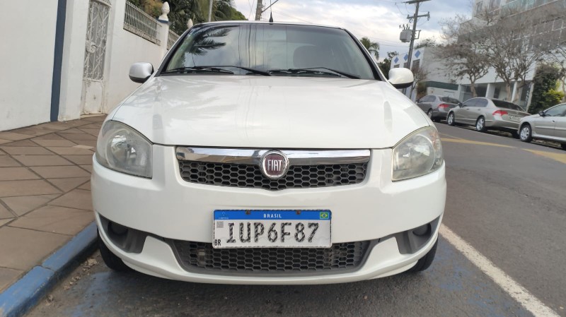 FIAT SIENA 1.4 MPI EL 8V FLEX 4P MANUAL 2013/2013 ADRIANO VEÍCULOS CRUZEIRO DO SUL / Carros no Vale