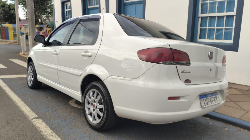 FIAT SIENA 1.4 MPI EL 8V FLEX 4P MANUAL 2013/2013 ADRIANO VEÍCULOS CRUZEIRO DO SUL / Carros no Vale