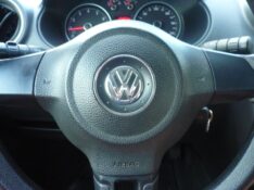 VOLKSWAGEN GOL 1.6 MI 8V FLEX 4P MANUAL 2013/2014 PREMIUM AUTOMÓVEIS ARROIO DO MEIO / Carros no Vale