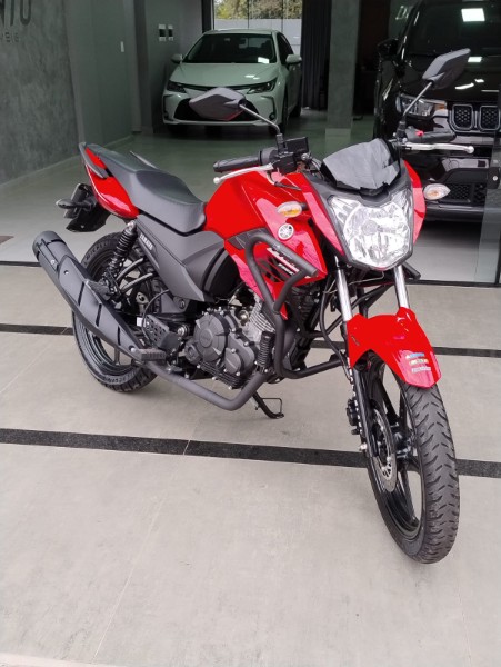 YAMAHA YS 150 FAZER SED 2024/2025 DE CONTO AUTOMÓVEIS SARANDI / Carros no Vale