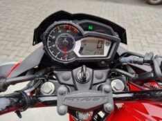 YAMAHA YS 150 FAZER SED 2024/2025 DE CONTO AUTOMÓVEIS SARANDI / Carros no Vale