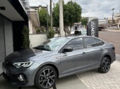 VOLKSWAGEN VIRTUS 1.4 250 TSI 16V EXCLUSIVE 2024/2025 DE CONTO AUTOMÓVEIS SARANDI / Carros no Vale
