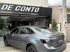VOLKSWAGEN VIRTUS 1.4 250 TSI 16V EXCLUSIVE 2024/2025 DE CONTO AUTOMÓVEIS SARANDI / Carros no Vale