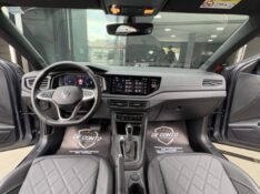 VOLKSWAGEN VIRTUS 1.4 250 TSI 16V EXCLUSIVE 2024/2025 DE CONTO AUTOMÓVEIS SARANDI / Carros no Vale
