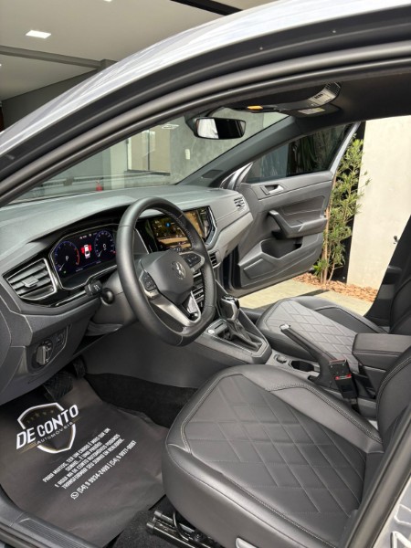 VOLKSWAGEN VIRTUS 1.4 250 TSI 16V EXCLUSIVE 2024/2025 DE CONTO AUTOMÓVEIS SARANDI / Carros no Vale