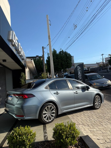 TOYOTA COROLLA 2.0 XEI 16V 2021/2021 DE CONTO AUTOMÓVEIS SARANDI / Carros no Vale
