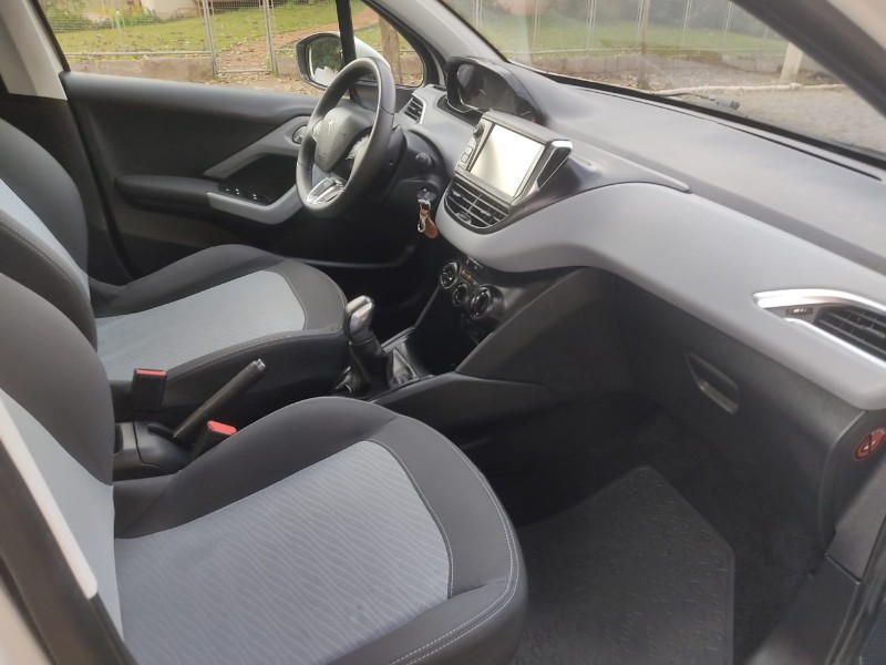 PEUGEOT 208 ACTIVE 1.5 - 2014