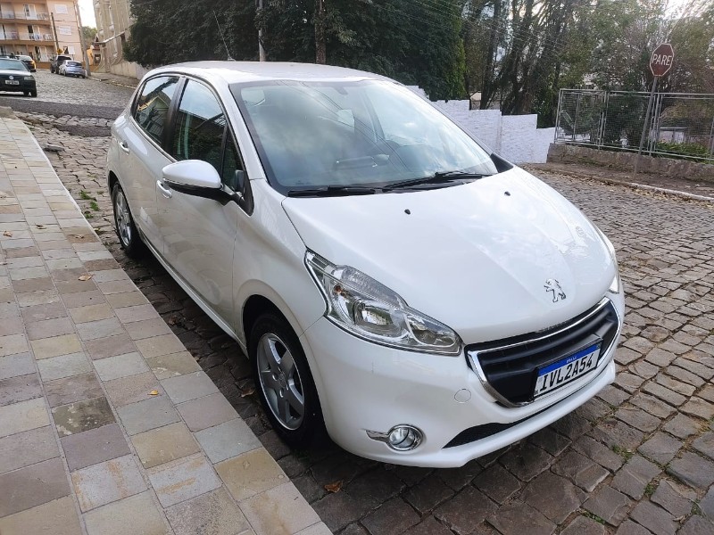 PEUGEOT 208 ACTIVE 1.5 - 2014